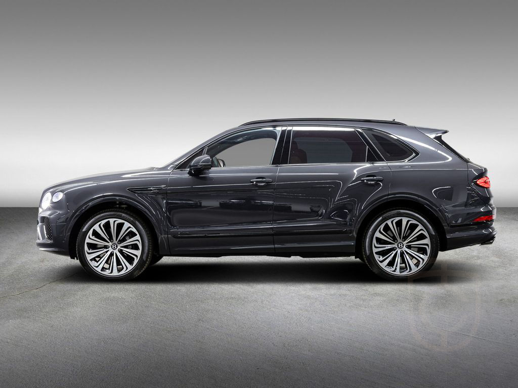 Bentley Bentayga Azure V8 |Black Line|Touring Spec|22" T