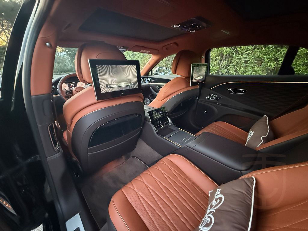 Bentley Flying Spur W12 Mullinier