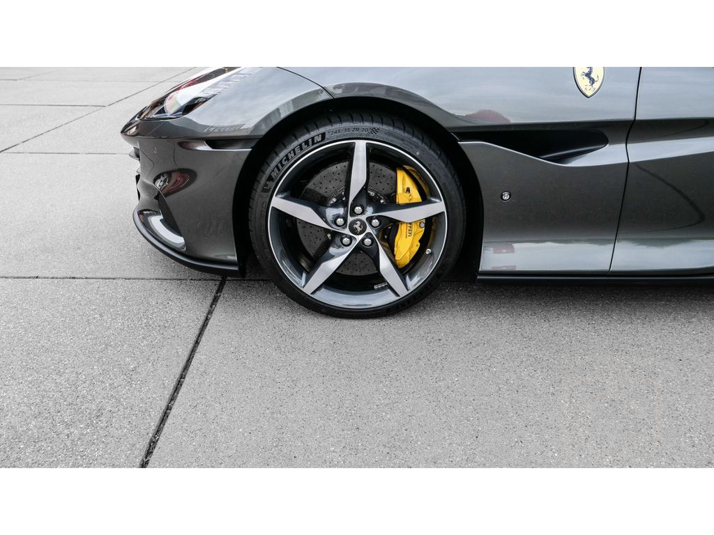 Ferrari Portofino M *Carbon+LED*MagneRide*360°-Kamera*JB