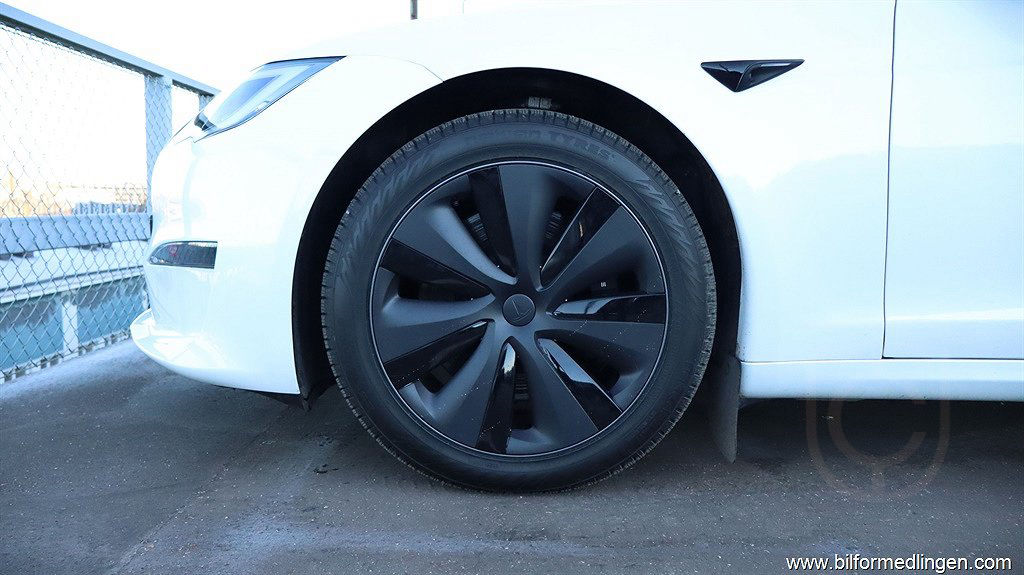 Tesla Model S Dual Motor Long Range AWD Yoke, Pano