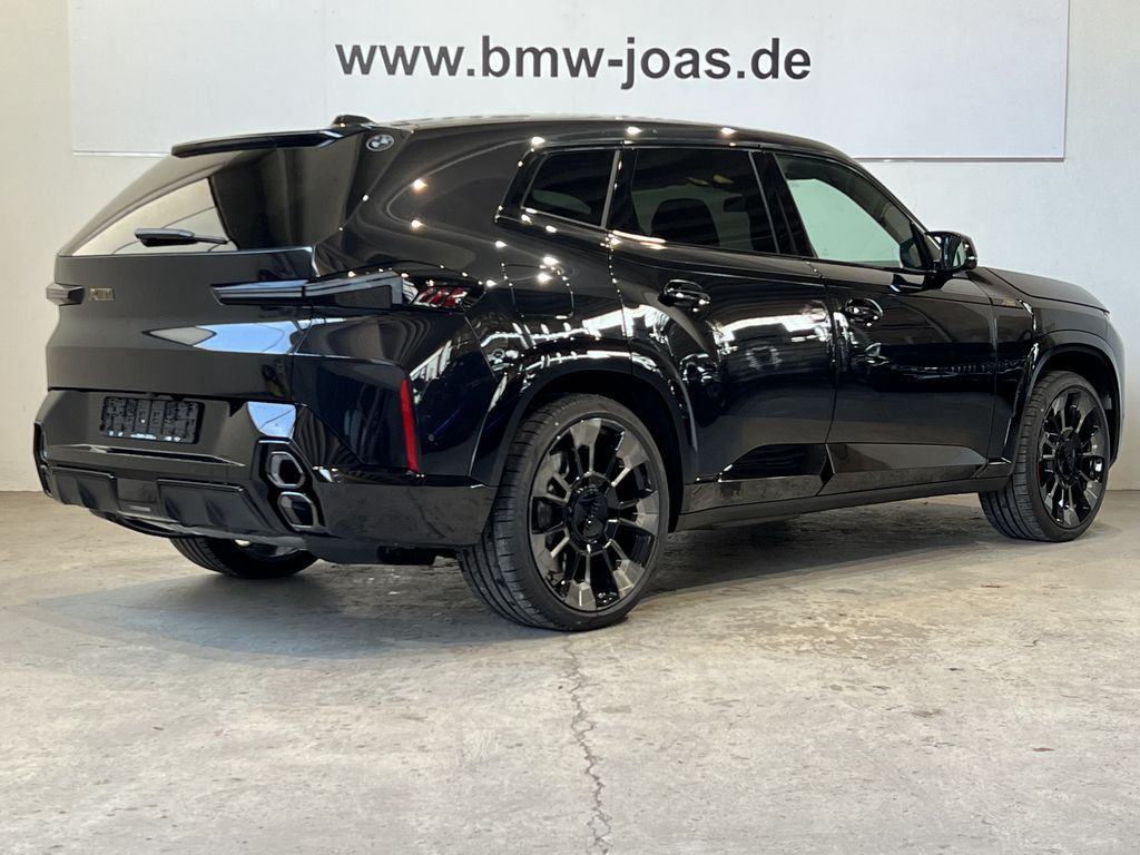 BMW XM 23" LMR ~ B&W Surround ~ M Drivers Package