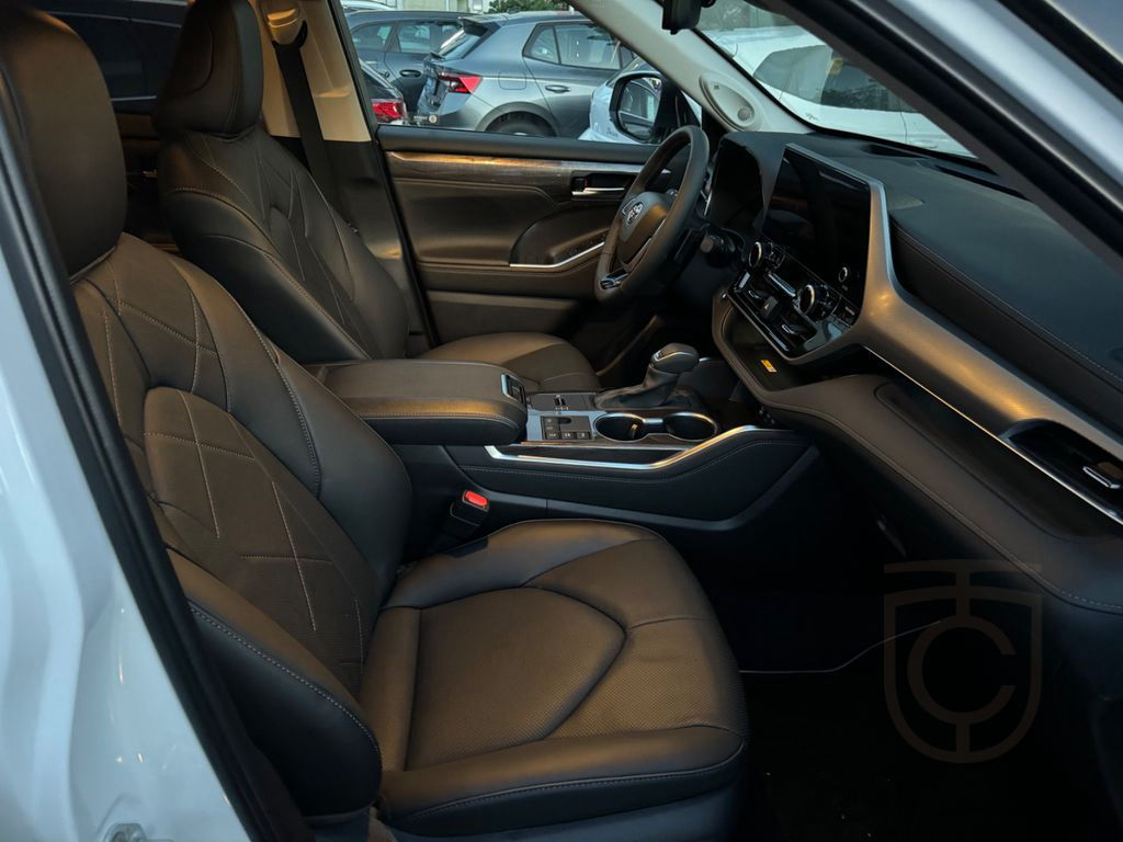 Toyota Highlander Hybrid Luxury VOLL