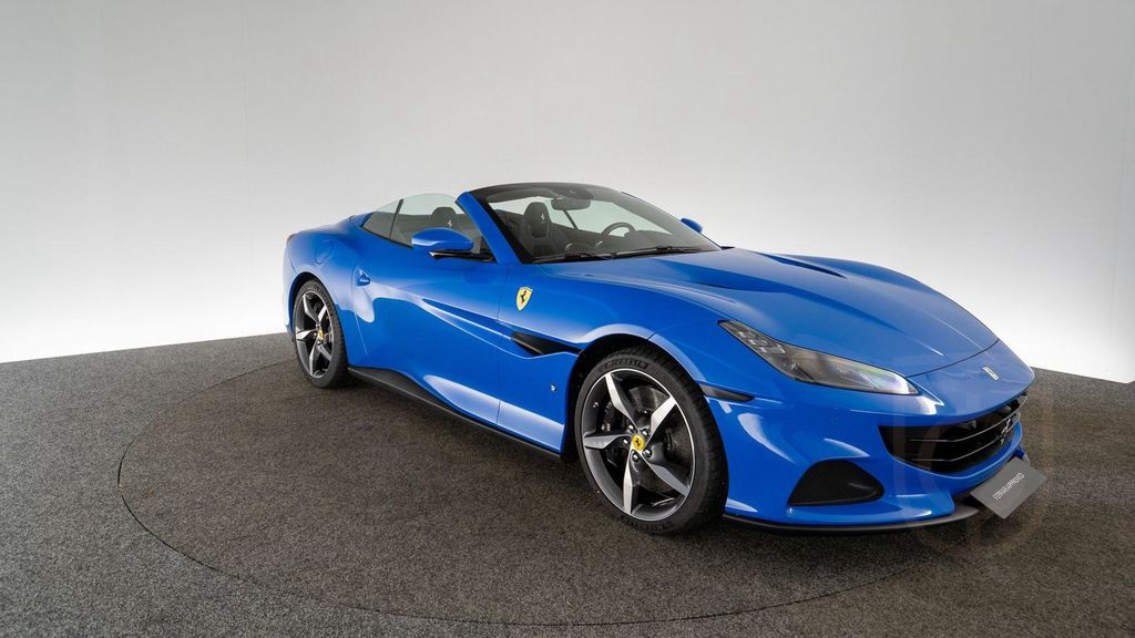 Ferrari Portofino M FERRARI SINGEN