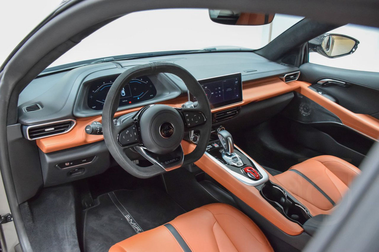 Lotus Emira Turbo