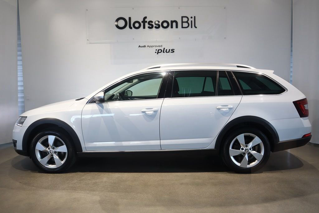 Skoda Octavia COMBI SCOUT 2.0 TDI