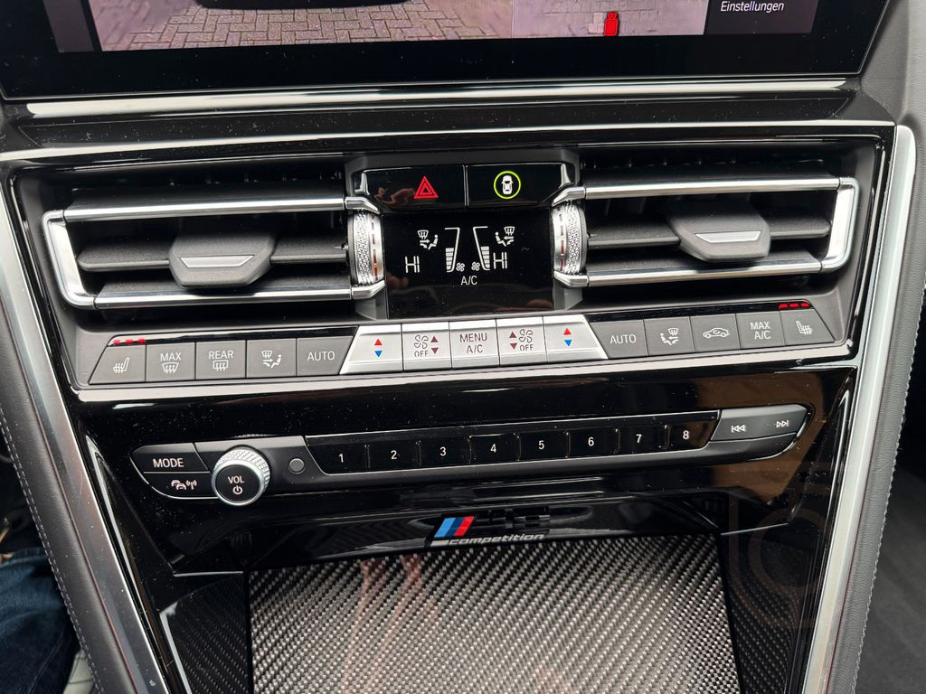 BMW M8 Cabrio Competition xDrive/Schalen/NP 214.329€