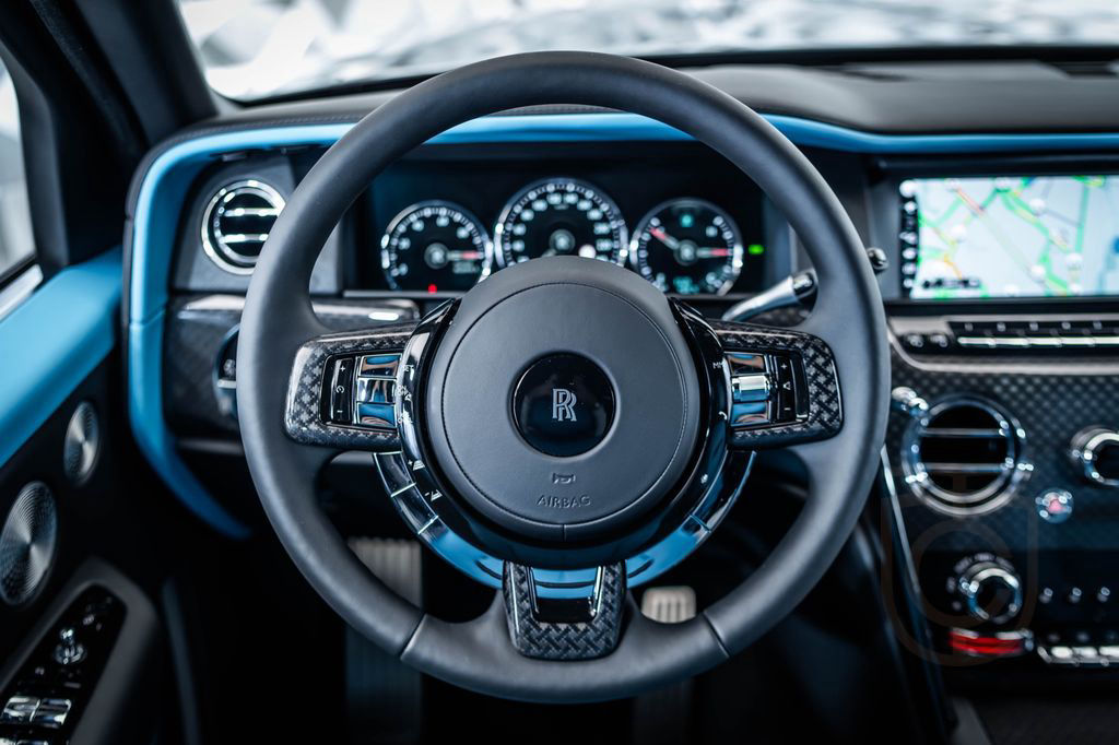 Rolls-Royce Cullinan Black Badge *Turchese*