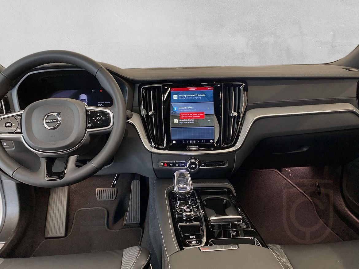 Volvo S60 Recharge T8 Ultimate Dark