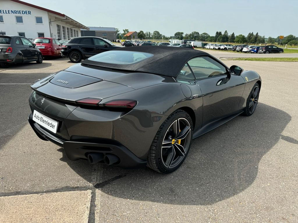 Ferrari Roma 3.9 T V8 Spider DCT, in CANNA DI FUCILE