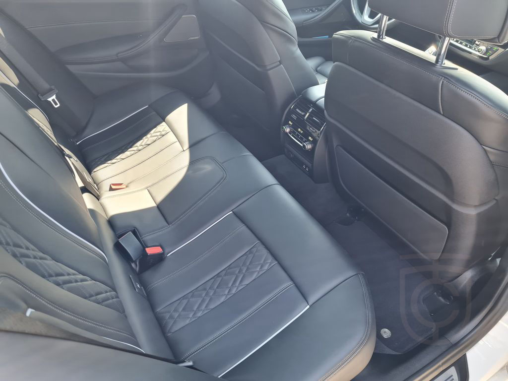 ALPINA B5 Touring Flotter Familien-Kombi :-) 322 Km/h