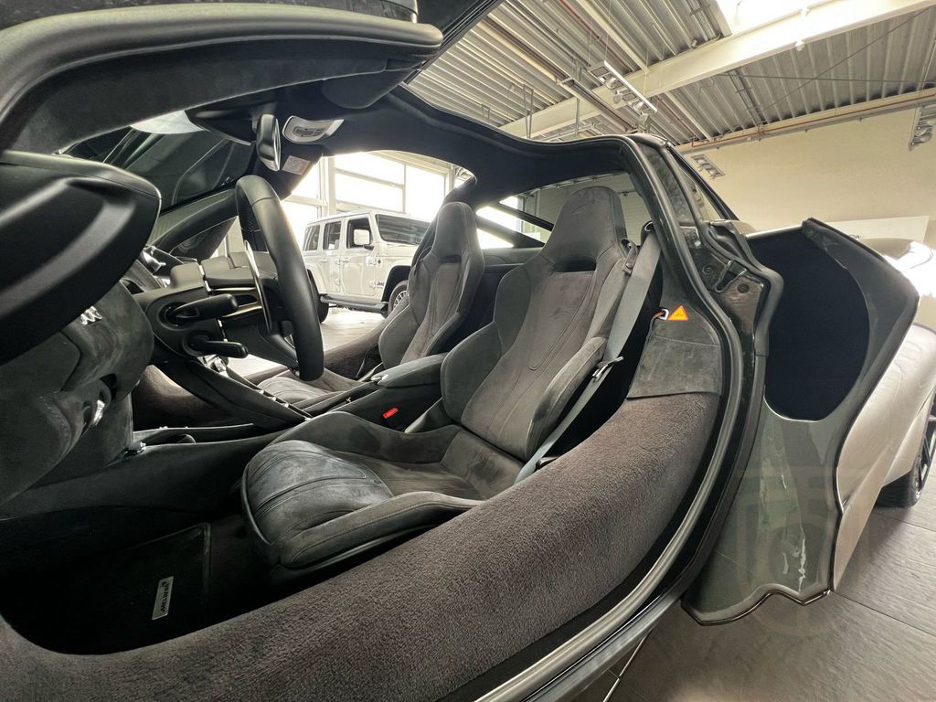 McLaren 720S 4.0 Coupe+Carbon+Lift+SportAGA+Active Aero+