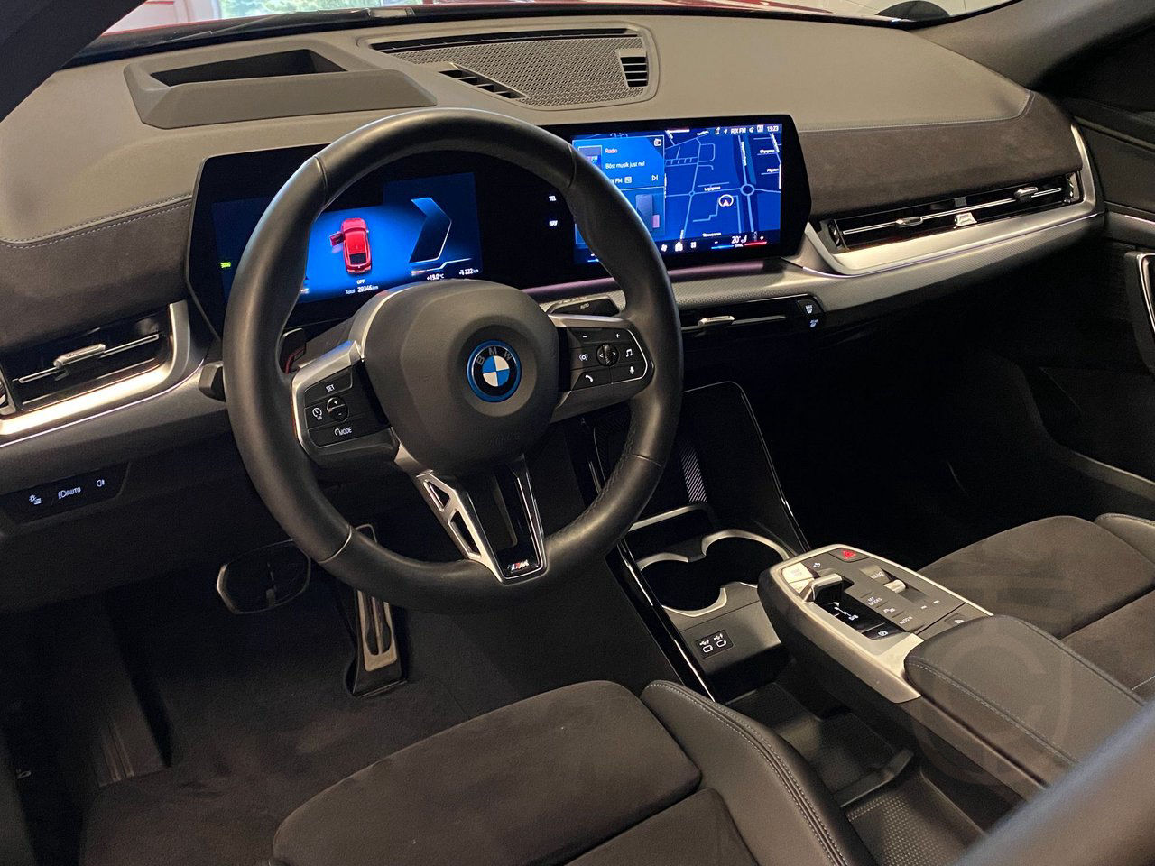 BMW iX2 xDrive30 M-Sport Head-Up Adptiv Farth