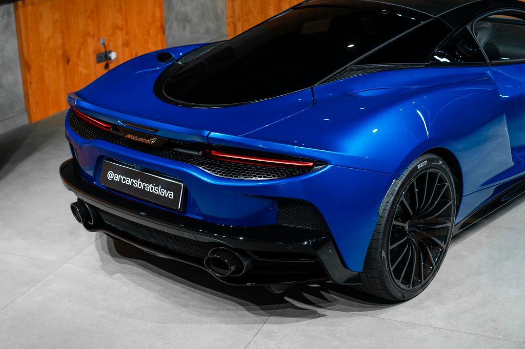 McLaren GT | WARRANTY | B&W | CARBON | LIFT | SERVICE 25