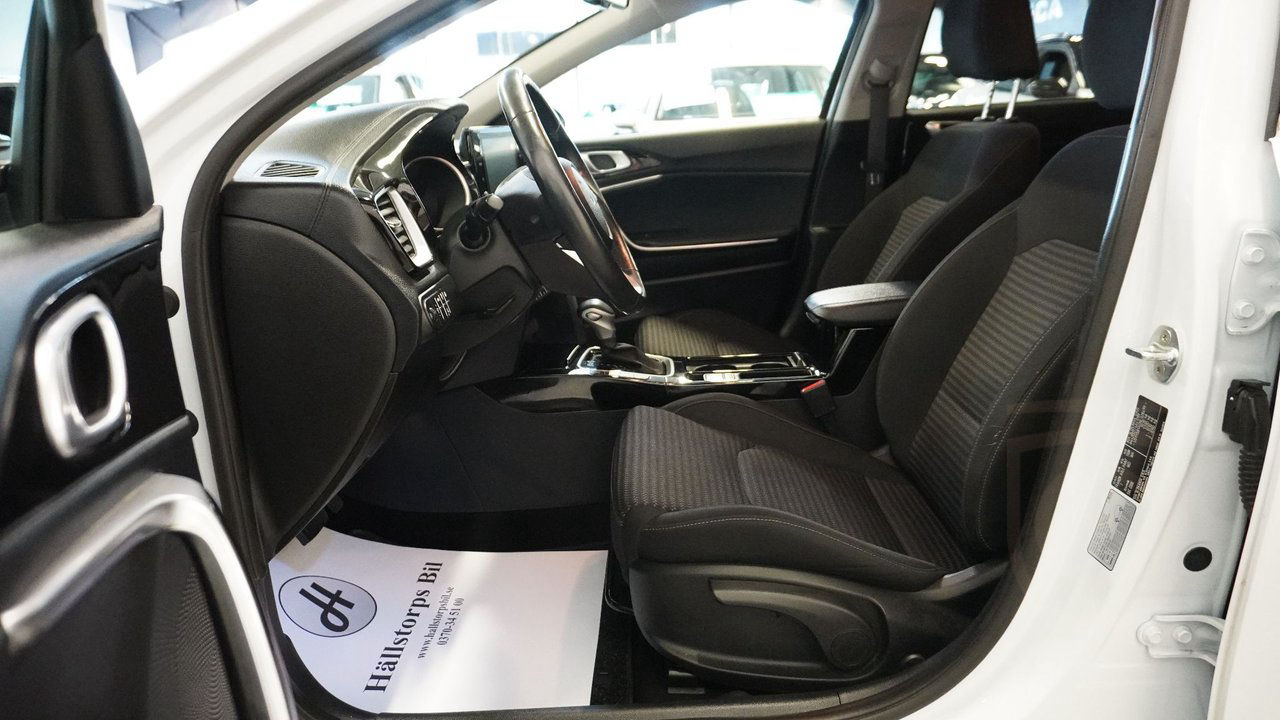 Kia CEED Sportswagon Plug-in Hybrid Advance Plus CARPLAY