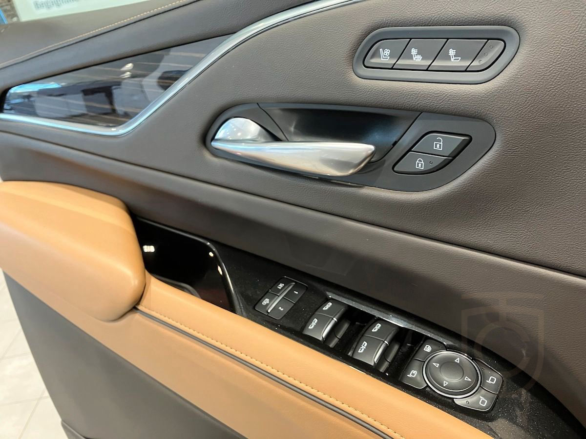 Cadillac Escalade 6,2L 6.2L V8 Luxury Edition panorama 7-sit