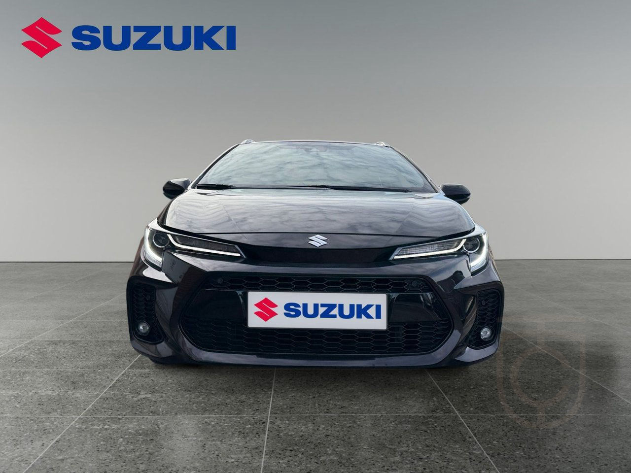 Suzuki Swace Hybrid e-CVT Inclusive ink vinterhjul