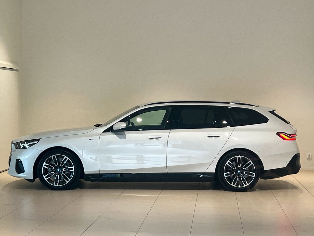 BMW i5 eDrive 40,M-Sport,Drag,