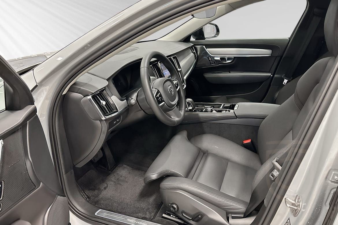 Volvo S90 Recharge T8 Ultimate Dark