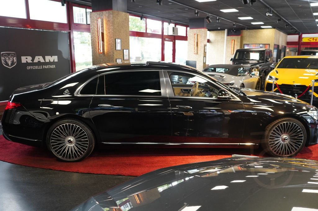 Mercedes-Benz S 680 Maybach 4M CHAUFFEUR PACKET BURM PANO TV
