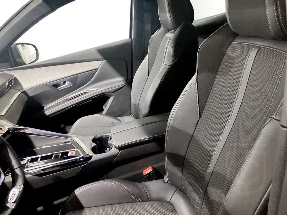 Peugeot 3008 GT 1.2 PT